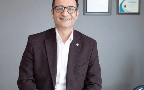 Prof. Dr. Bekir Atik - Estetik, Plastik ve Rekonstrüktif Uzmanı